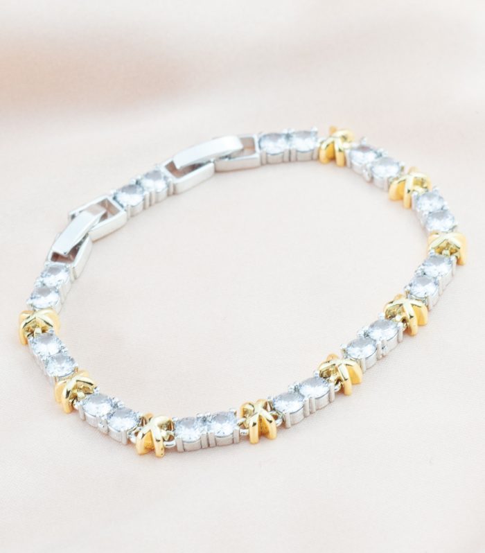 Gold Renk XoXo Taşlı Bileklik - BL0007