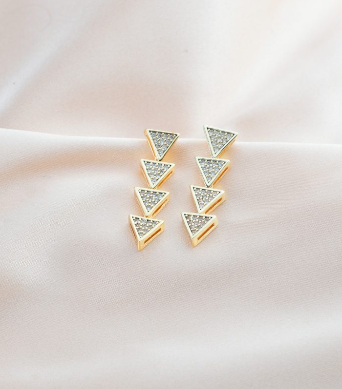 Üçgen Sallantılı Gold Renk Taşlı Küpe 30mm