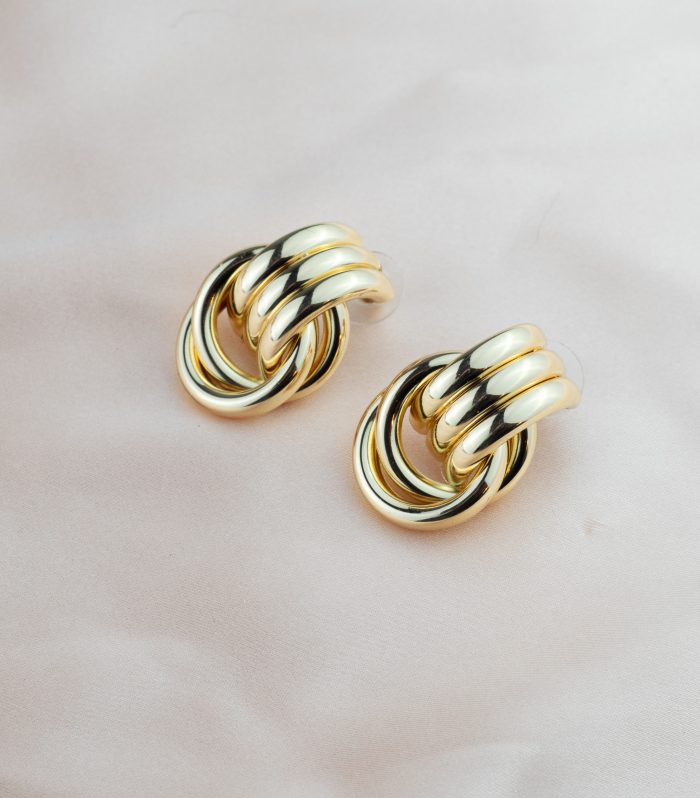 Üç Sıra Bombeli Gold Renk Halka Küpe 30mm